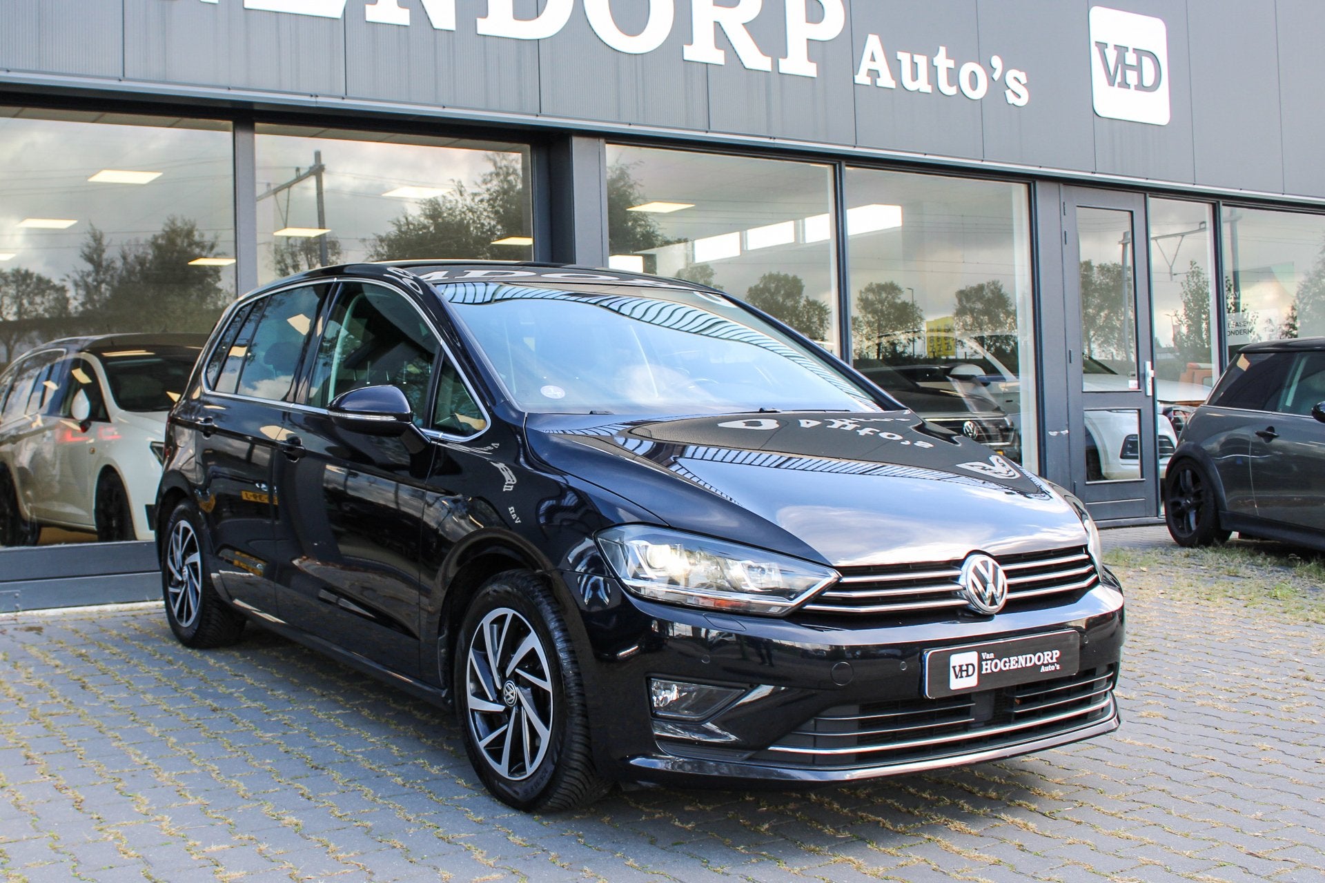 Volkswagen Golf Sportsvan 1.4 TSI Highline NAVI XENON CAMERA, Auto's, Gebruikt, Zwart, Golf Sportsvan, 19 km/l