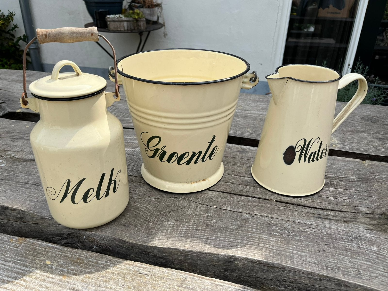 Retro emmer, melkkan en waterkan metaal vintage samen €19,50, Verzamelen, Retro, Ophalen of Verzenden, Huis en Inrichting