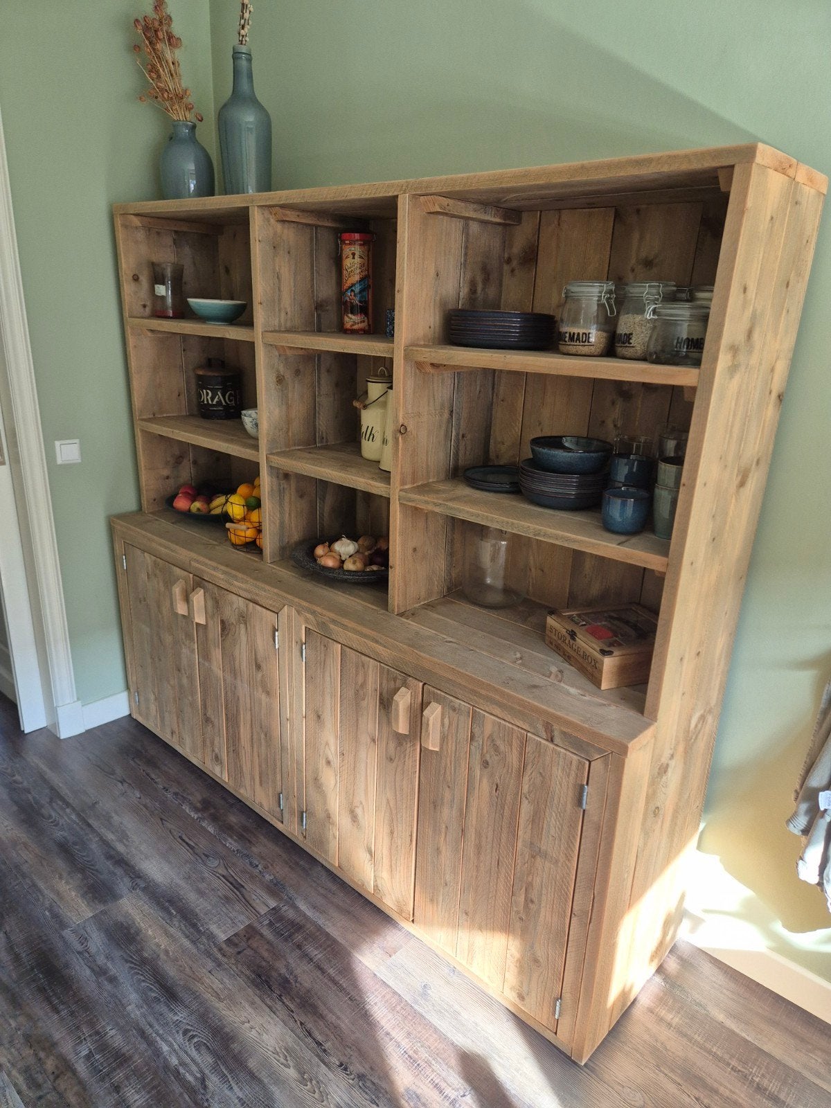 Robuuste steigerhouten buffetkast 180 x180 x 50met veel opbe, Ophalen, Gebruikt