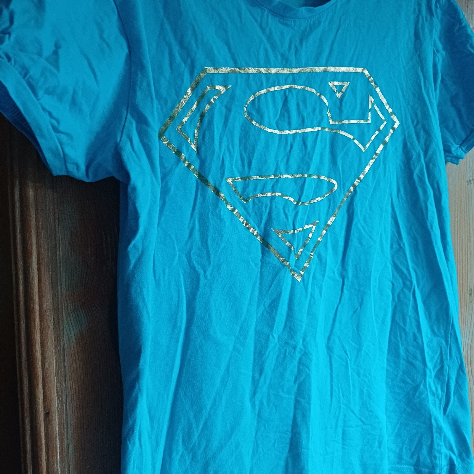 Superman T-shirt turquase met goud logo Maat m l katoen, Ophalen of Verzenden, Zo goed als nieuw, Blauw
