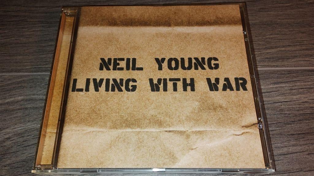 Neil Young Living With War [HDCD], Cd's en Dvd's, Cd's | Rock, Ophalen of Verzenden, Zo goed als nieuw, Poprock