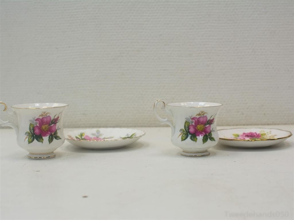 Servies, royal albert 91232, Gebruikt, Ophalen of Verzenden, Bord(en), Overige stijlen