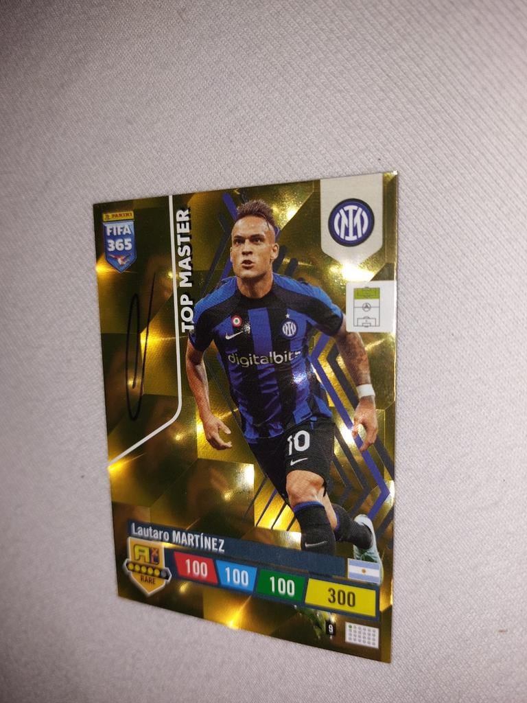 FIFA 365 Adrenalyn XL 2023 Lautaro Martínez Top Master, Ophalen of Verzenden, Zo goed als nieuw, Buitenlandse clubs, Spelerskaart