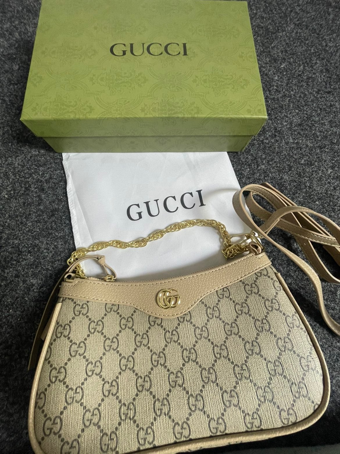 Gucci Schoudertas, Verzenden, Beige, Schoudertasje