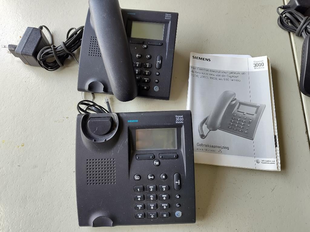 dect telefoons, Ophalen of Verzenden, Gebruikt, 4 handsets of meer