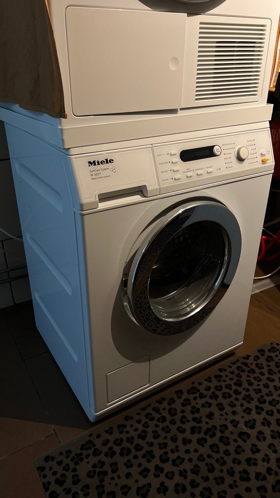 Miele W 3821 SoftCare System Wasmachine, Witgoed en Apparatuur, Wasmachines, Gebruikt, Voorlader, 6 tot 8 kg, 85 tot 90 cm, 1200 tot 1600 toeren