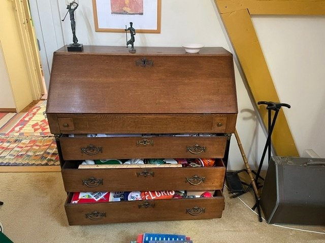 Secretaire oftewel dames-bureau, Ophalen, Gebruikt, Antiek , strakke lijnen