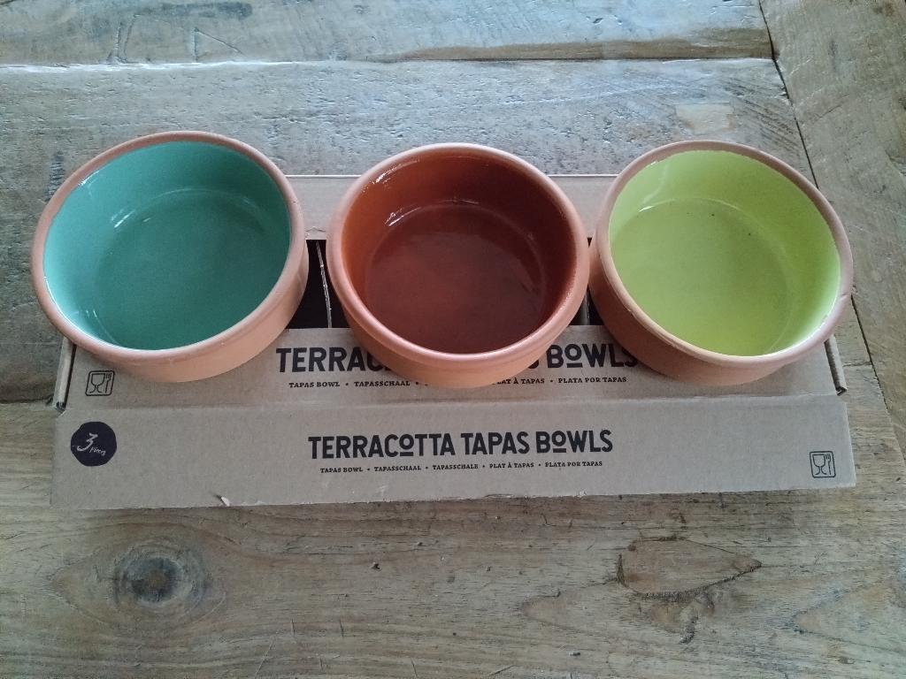 Senza Terracotta Tapas Schalen 3 stuks NIEUW in doos, Nieuw, Ophalen of Verzenden, Schaal of Schalen, Overige stijlen