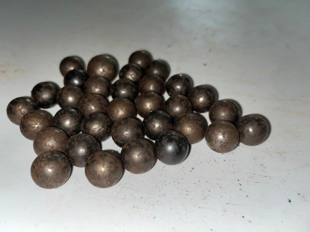 33 metalen KNIKKERS ( kado voor (klein)kinderen), Ophalen of Verzenden, Zo goed als nieuw