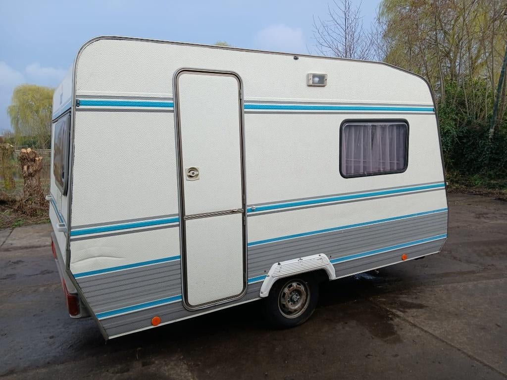 TEC caravan 1990, Koelkast, T.E.C., Rondzit, Omvormbare zithoek