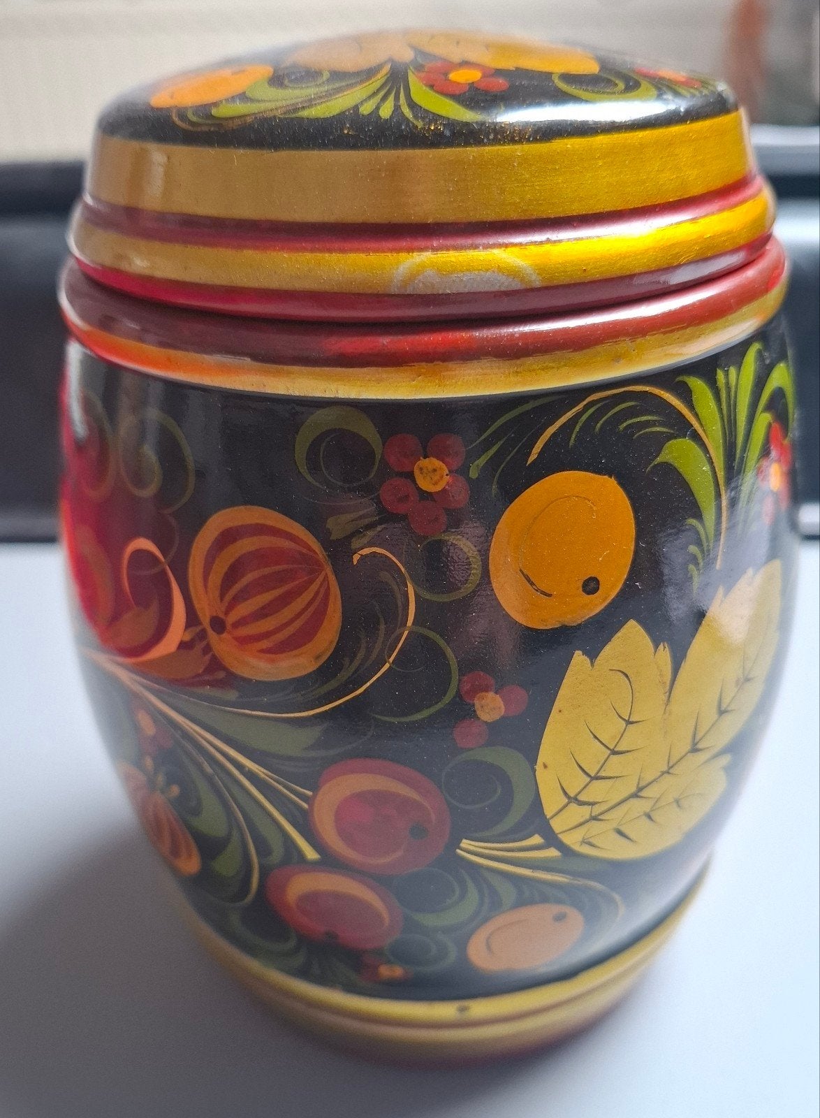 Vintage Russische Khokhloma potje met deksel, Antiek en Kunst, Curiosa en Brocante, Ophalen of Verzenden