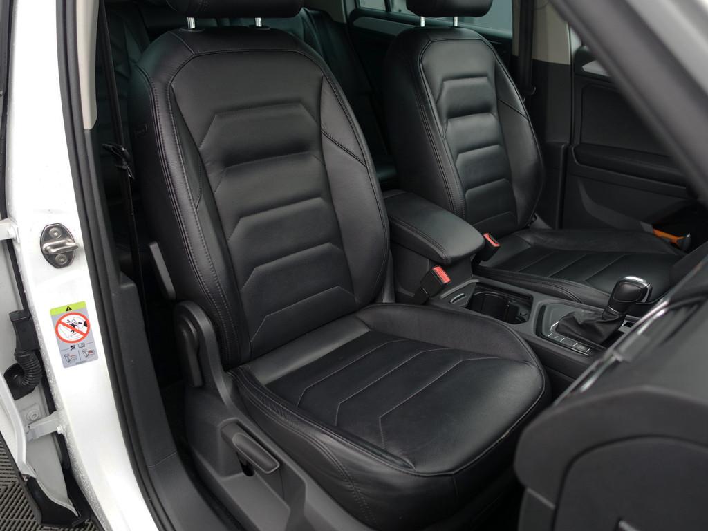 Volkswagen Tiguan 1.4 TSI ACT R Line Aut- Sport Leder Interi, Auto's, Volkswagen, 4 cilinders, Wit, SUV of Terreinwagen, Tiguan