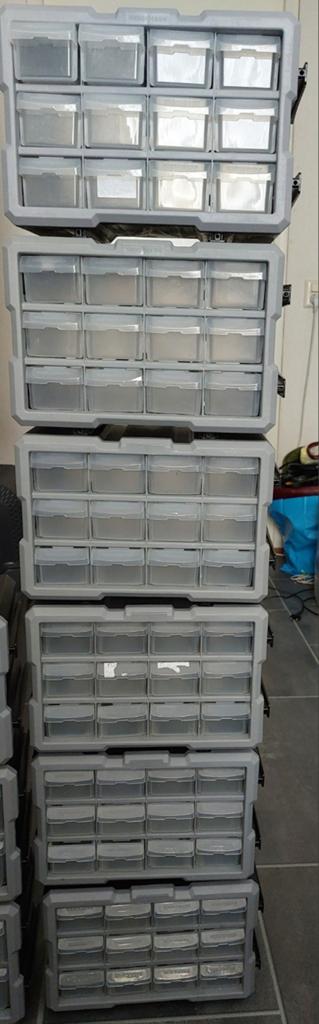 Hobby kastjes, kort gebruikt.  MOET WEG, Hobby en Vrije tijd, Knutselen, Ophalen