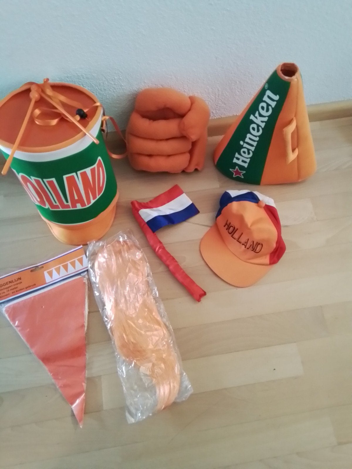 Pakket nieuw Oranje Voetbal asseswaren 7 stuks samen 10 euro, Ophalen of Verzenden, Nieuw