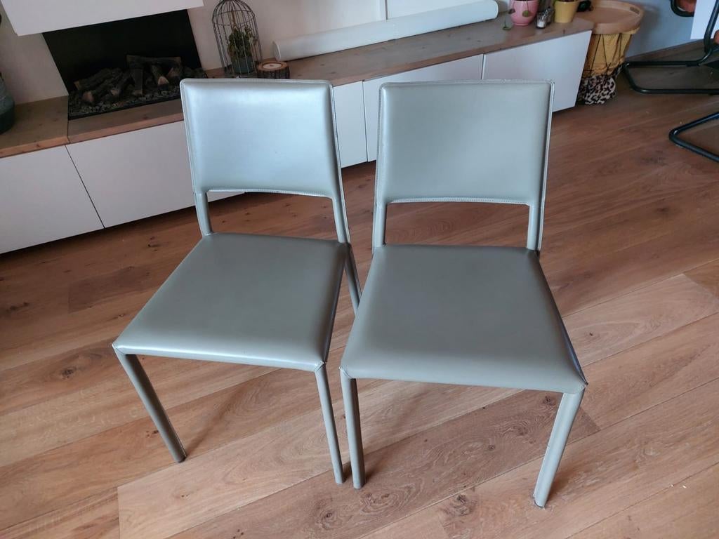 Hulsta Now S18 eetkamerstoelen, Ophalen
