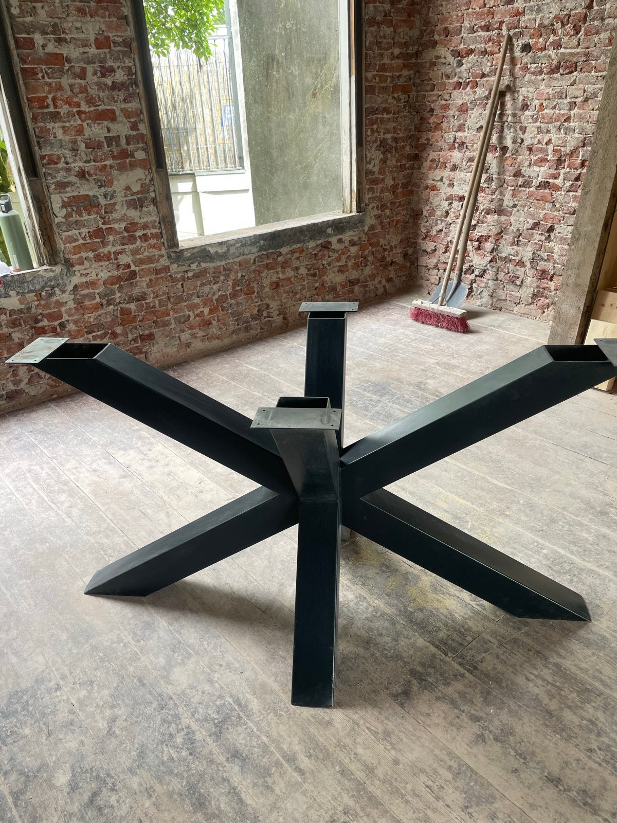 Industriële tafelpoot - Spin - Vandaag af te halen!, Ophalen, Tafelpoot, Gebruikt, 100 tot 150 cm
