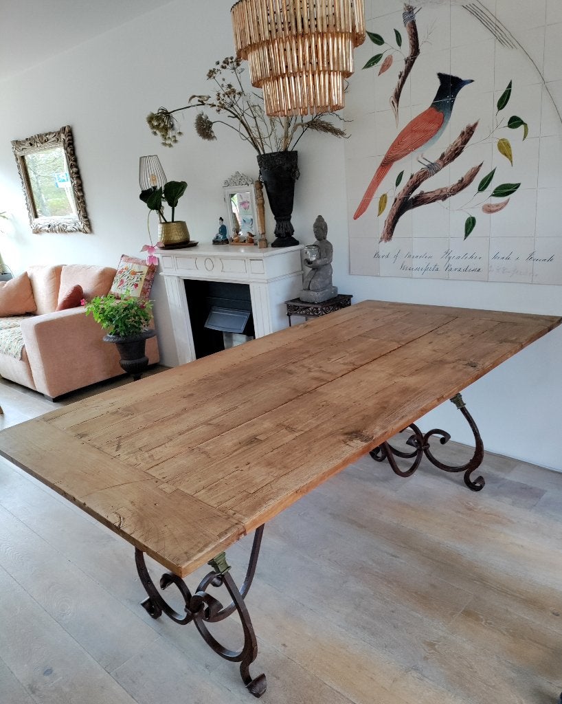 TEAK TAFEL  MET ZWAAR IJZER ONDERSTEL, Ophalen, Zo goed als nieuw, Vijf personen of meer, Rechthoekig