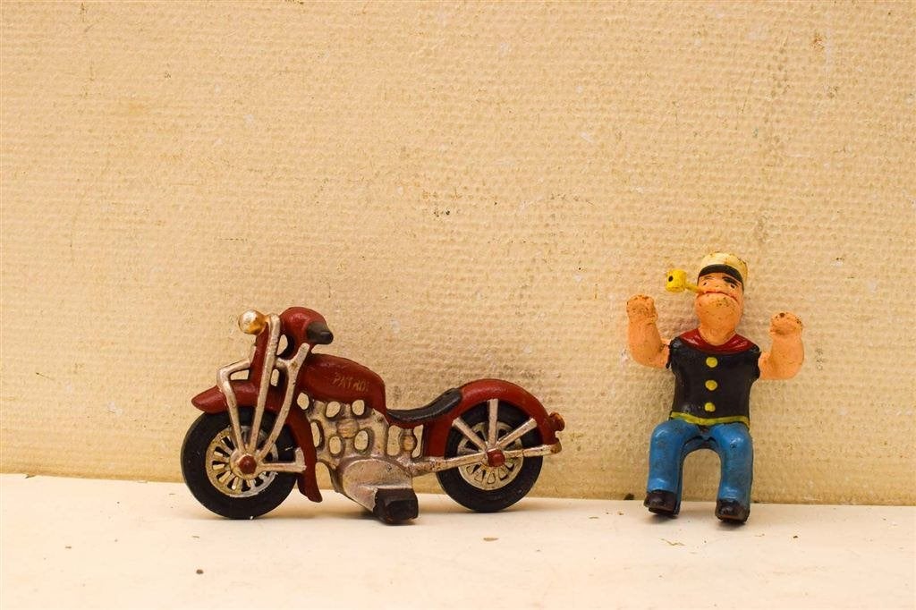 Gietijzeren beeld van Popeye op een motor 51197, Verzamelen, Ophalen of Verzenden, Gebruikt