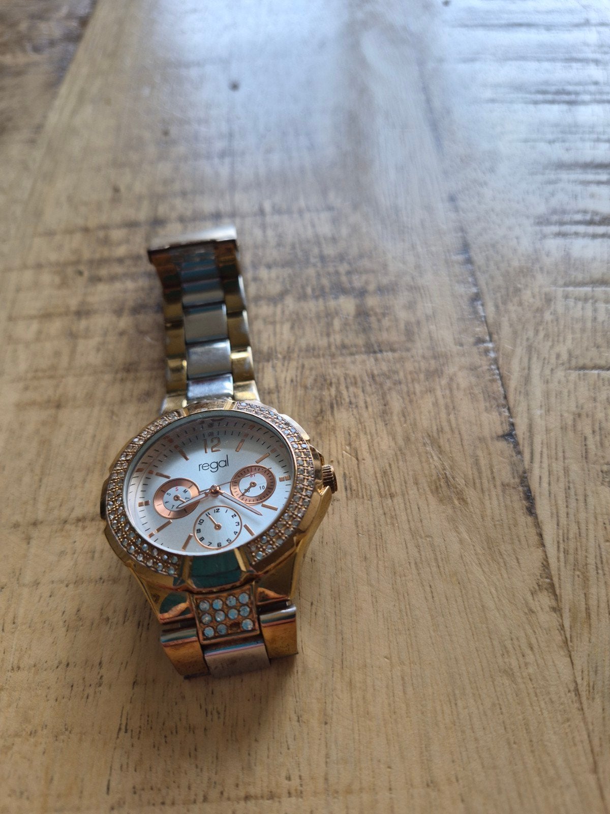 Regal Dameshorloge met Strass - Goudkleurig, Ophalen of Verzenden