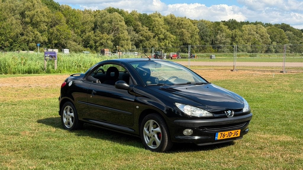 Peugeot 206cc | Roland Garros | Keurige auto! | Automaat, Auto's, 4 cilinders, Cabriolet, 4 stoelen, Zwart