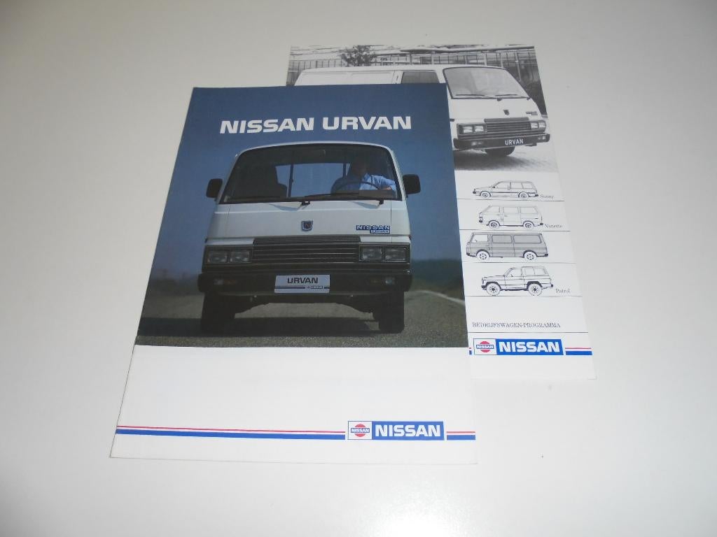 brochure Nissan Urvan  1984, Ophalen of Verzenden, Zo goed als nieuw, Nissan