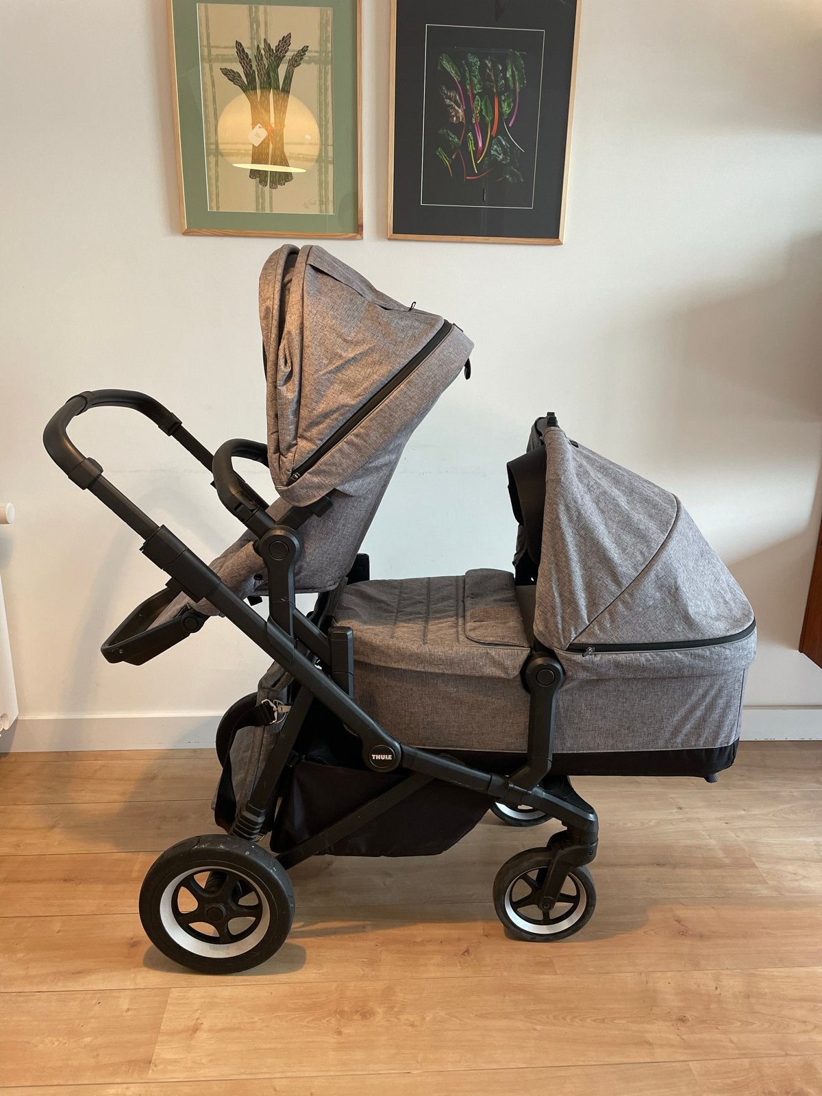 Thule Sleek Duo kinderwagen met Reiswieg - Grijs, Gebruikt, Duowagen, Combiwagen, Ophalen