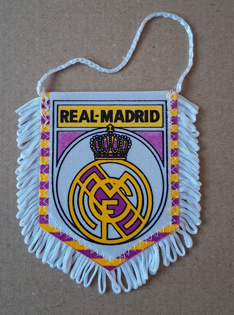 Real Madrid, Ophalen of Verzenden, Gebruikt, Buitenlandse clubs, Vaantje of Sjaal