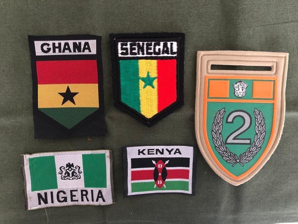 Embleem, badge militair uniform Afrika, Verzamelen, Ophalen of Verzenden, Landmacht, Overige gebieden, Embleem of Badge