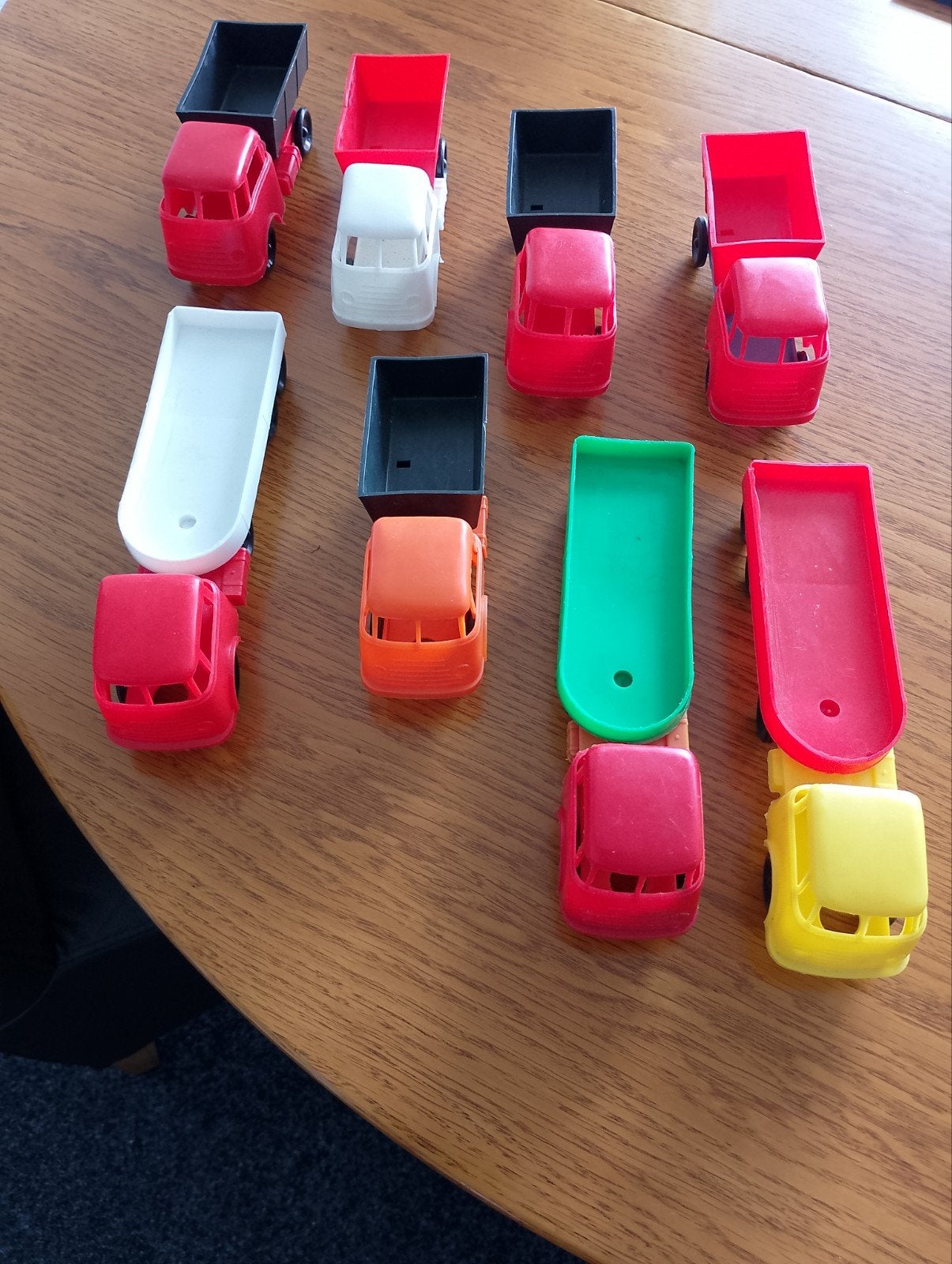Vintage plastic daf vrachtwagens en aanhangers jaren 60, Ophalen