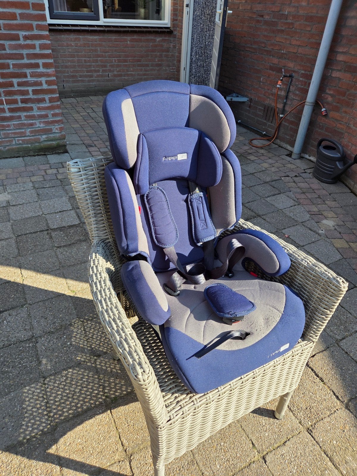 FreeON autostoel 0-18 kg, blauw/grijs, goede staat, 9 t/m 18 kg, Ophalen, Overige merken, Gebruikt