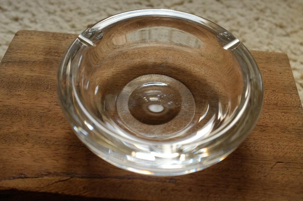 Brocante Asbak glas/kristal 16cm ~ puntgaaf, Ophalen of Verzenden