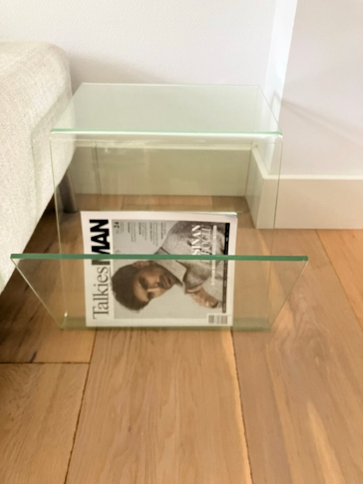Kunststof krantenbak / lectuurbak - 40x35x55 cm, Ophalen, Gebruikt, Modern, Glas
