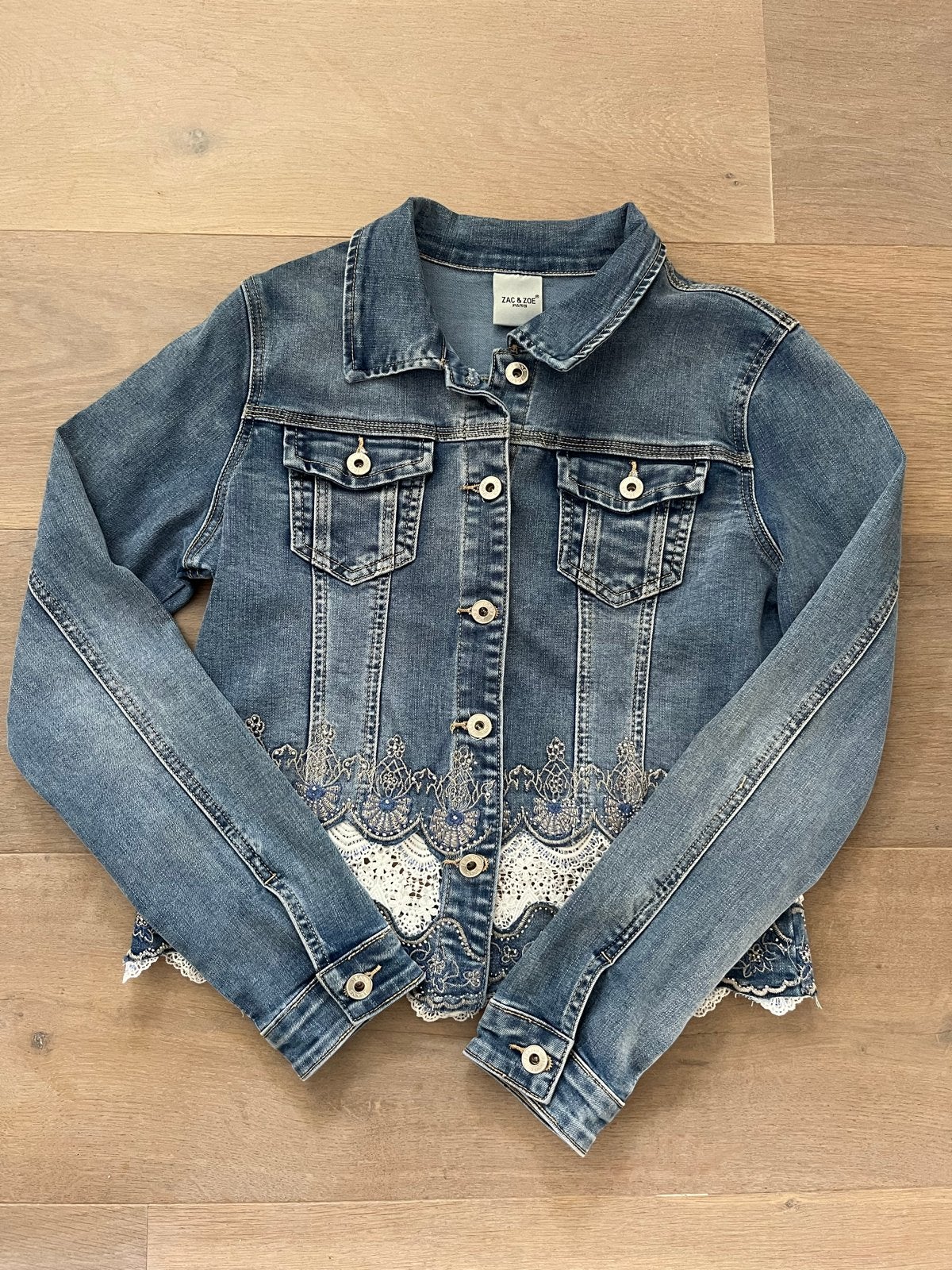 ZAC & ZOE spijkerjasje met kant en borduursels, Ophalen of Verzenden, Zo goed als nieuw, Maat 36 (S), Blauw