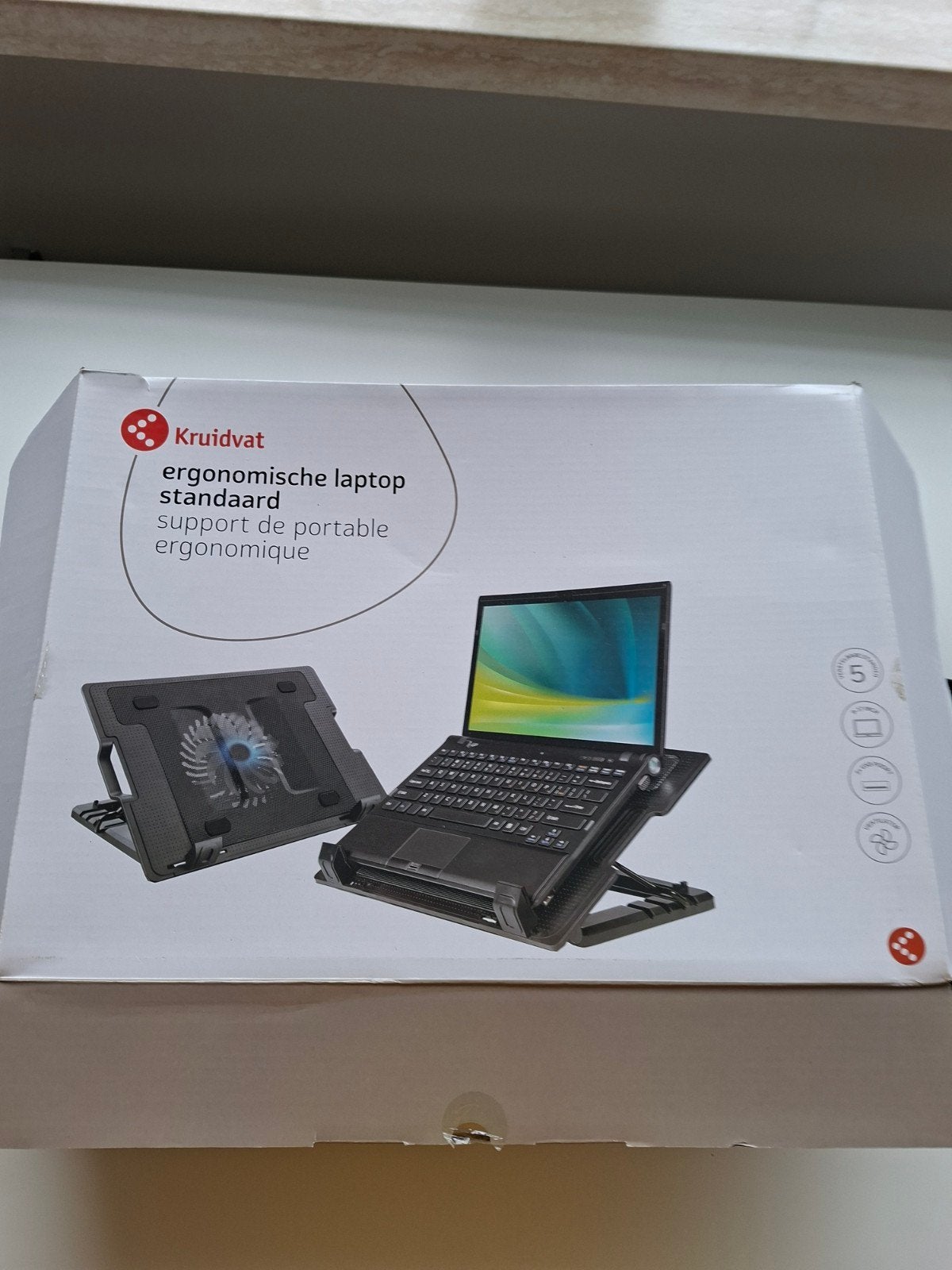 Kruidvat Ergonomische Laptop Standaard met Ventilator, Computers en Software, Ophalen of Verzenden