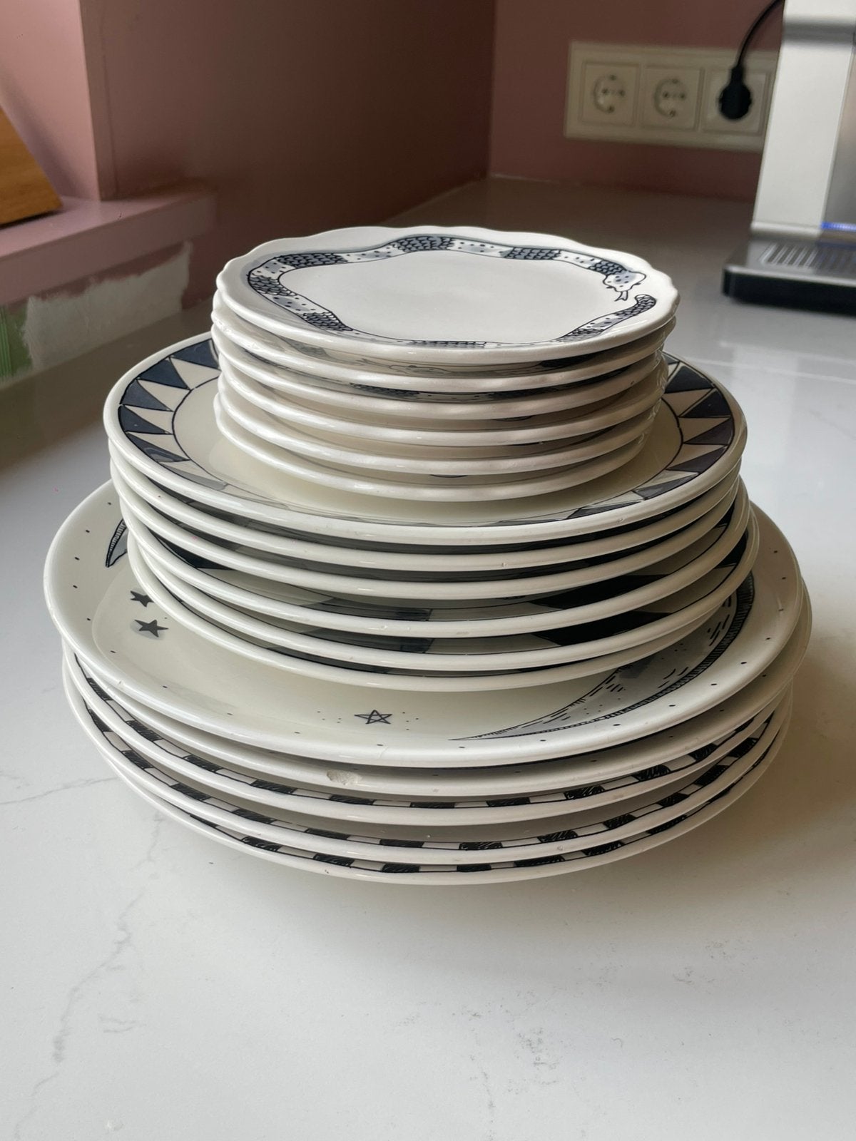 Blond x Noir servies, Gebruikt, Ophalen of Verzenden, Bord(en), Aardewerk
