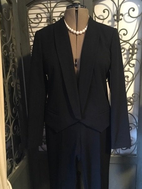 BETTY&CO MOOI APART SMOKING' JASJE ZWART MT 42 NIEUW € 140,-, Verzenden, Zwart, Nieuw, Jasje