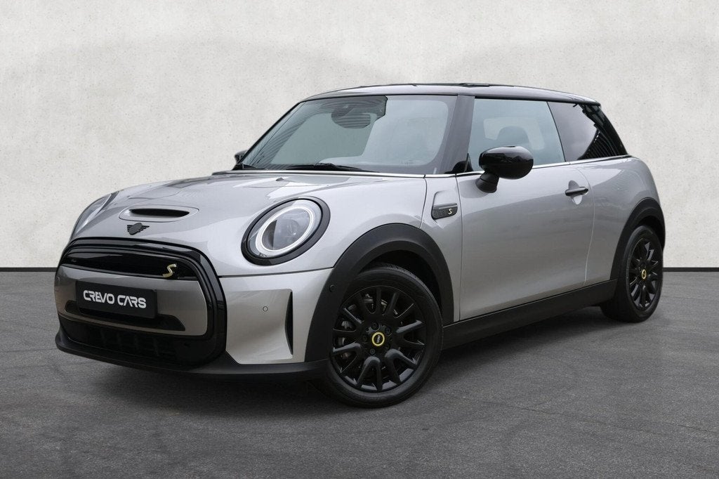 Mini Electric Classic 33 kWh | NAVI | Keyless | SOH 97.4% |, Gebruikt, 33 kWh, 4 stoelen, Leder en Stof
