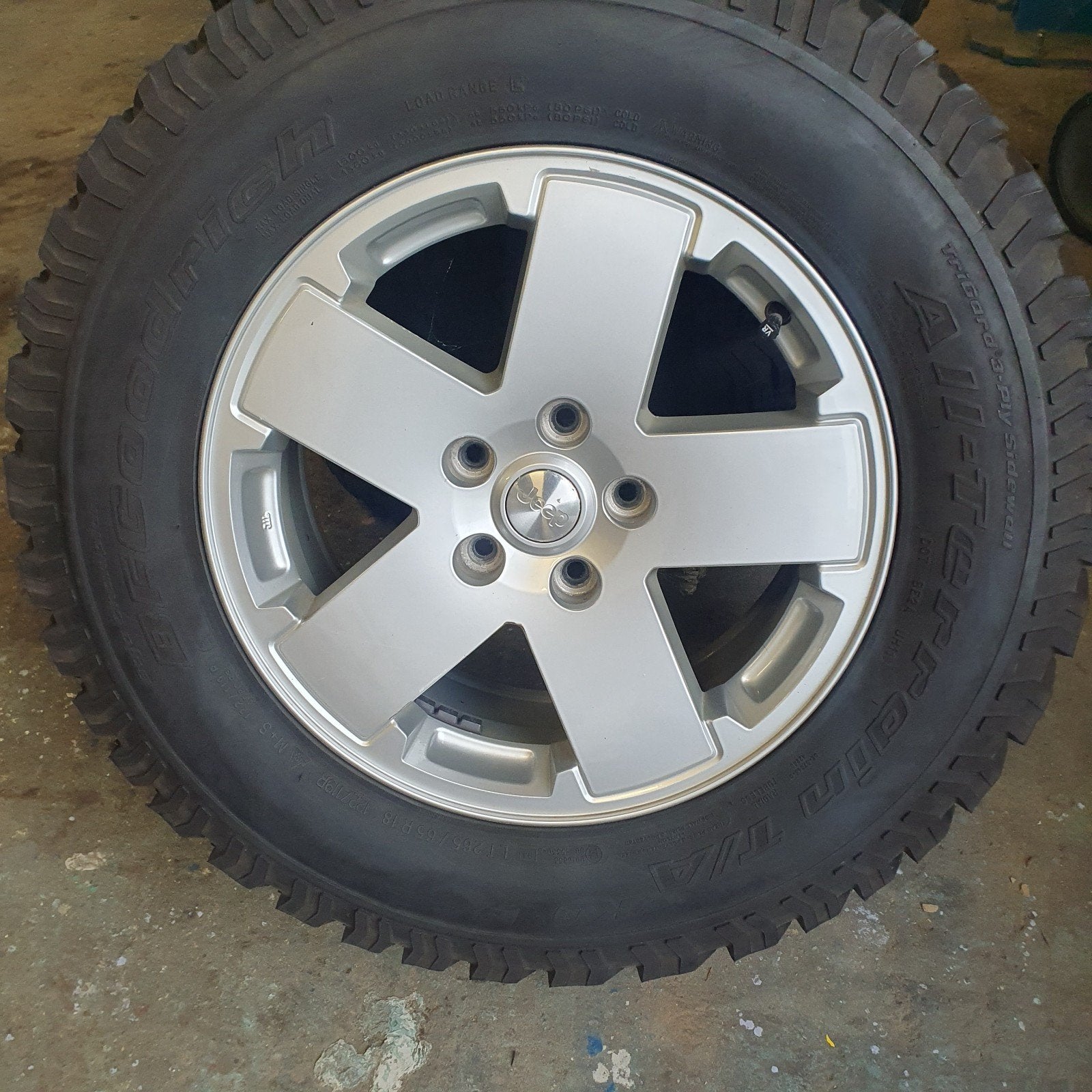 BF Goodrich Banden en Velgen, Auto-onderdelen, Ophalen, Gebruikt, 265 mm, All Season