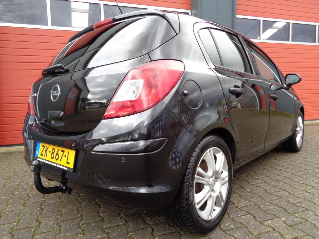 Opel Corsa 1.4-16V '111' Edition,5drs,Clima,Cruise!, Auto's, Voorwielaandrijving, Euro 5, Gebruikt, 4 cilinders