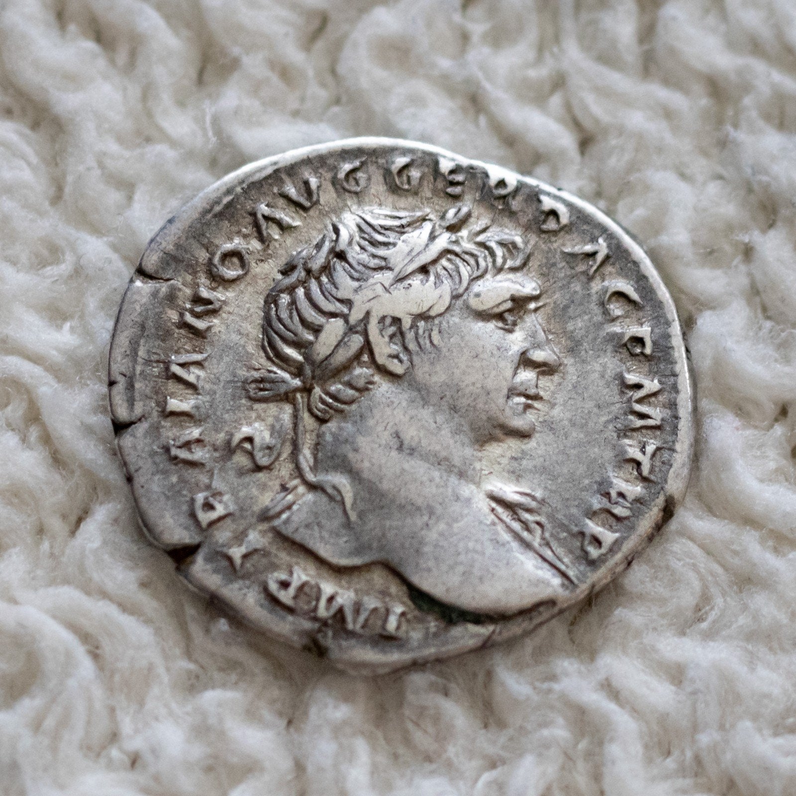 Prachtige Romeinse Munt Trajanus, Verzenden, Overige landen, Losse munt, Zilver