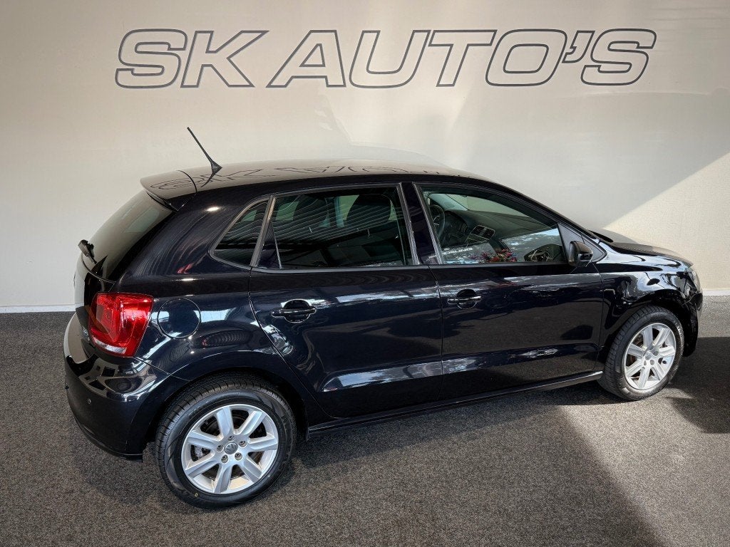 Volkswagen POLO 1.2 TSI BLM. HI ED.l NAP l PDC l BLUETOOTH l, Auto's, Voorwielaandrijving, Euro 5, Met garantie (alle), Zwart