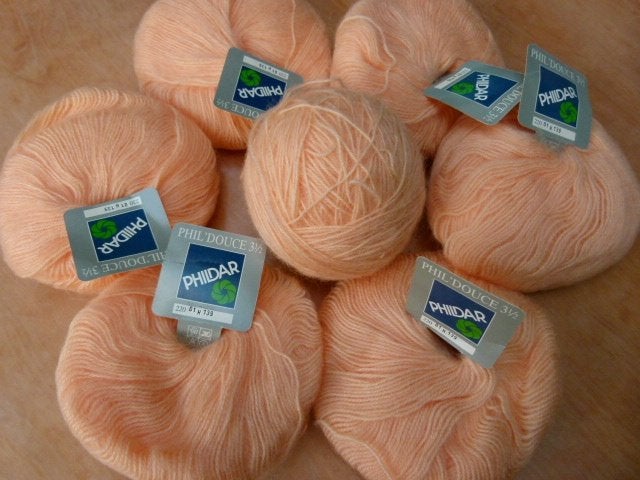 Breiwol wol garen Phildar PHIL'Douce 3 1/2 zalm 325 gram, Ophalen of Verzenden, Zo goed als nieuw, Breien of Haken, Wol of Garen