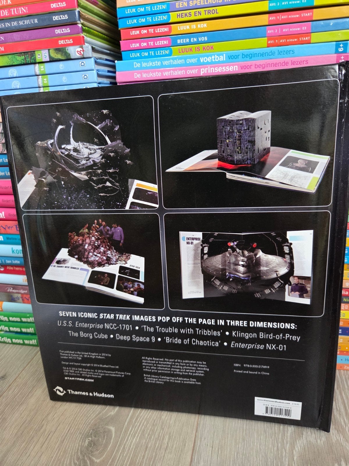 Star Trek - Pop-Ups, Boeken, Science fiction, Ophalen of Verzenden, Zo goed als nieuw