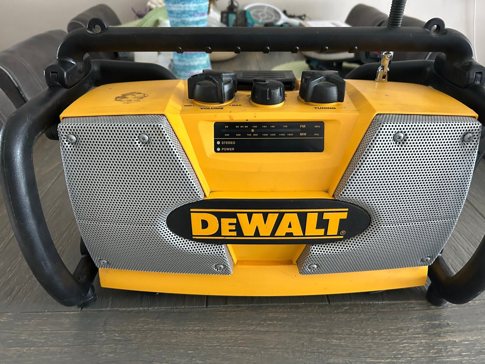 De Walt Bouwradio, Ophalen, Gebruikt, Bouwradio