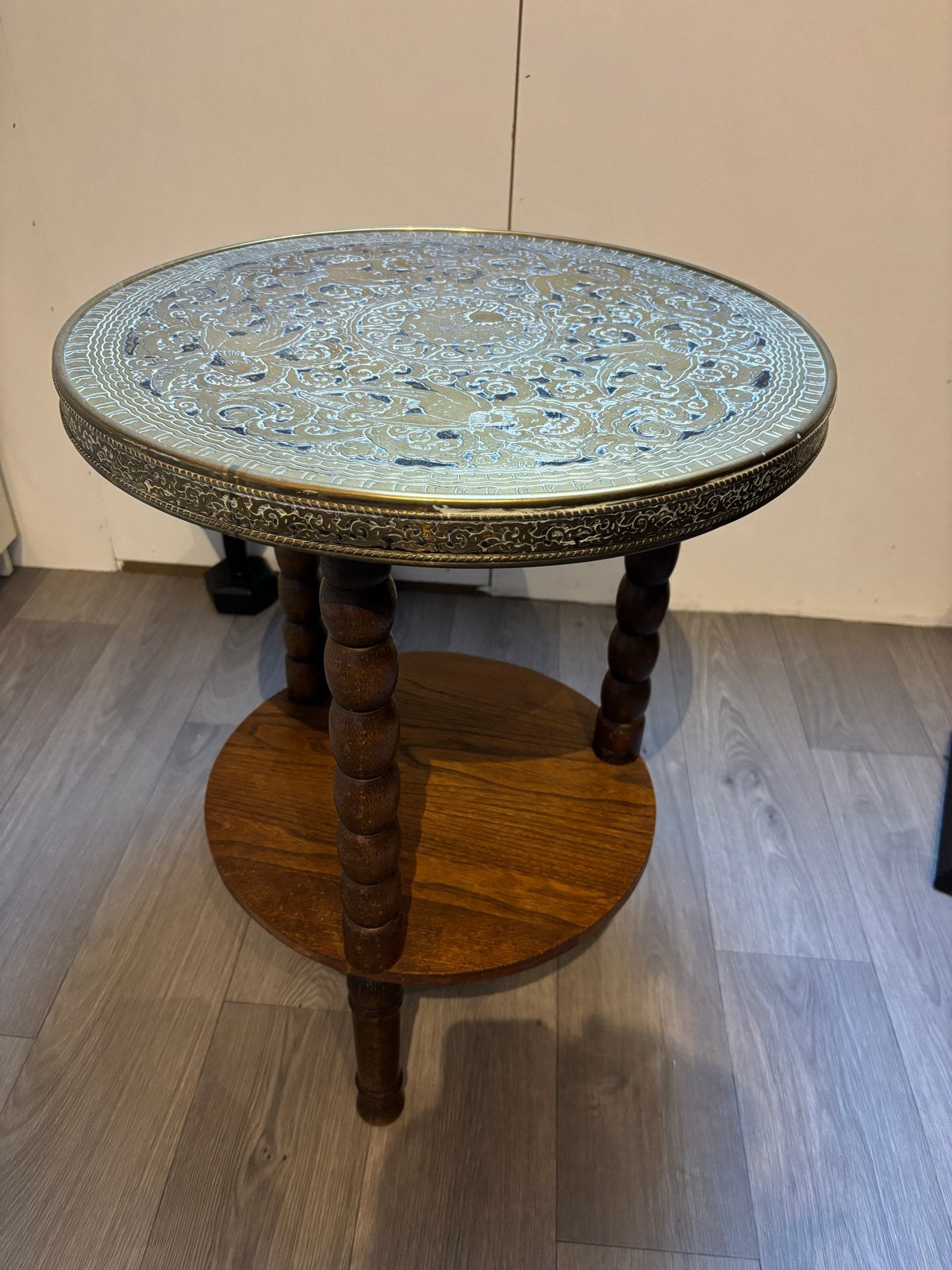 Vintage rooktafel / bijzettafel met messing blad, Ophalen