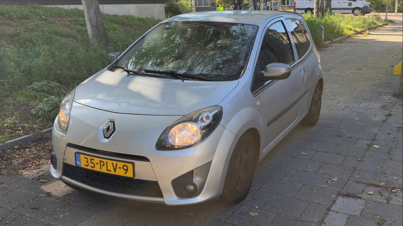 Renault Twingo 1.2 16V 2011 Grijs, Auto's, 839 kg, Twingo, 74 pk, 4 cilinders