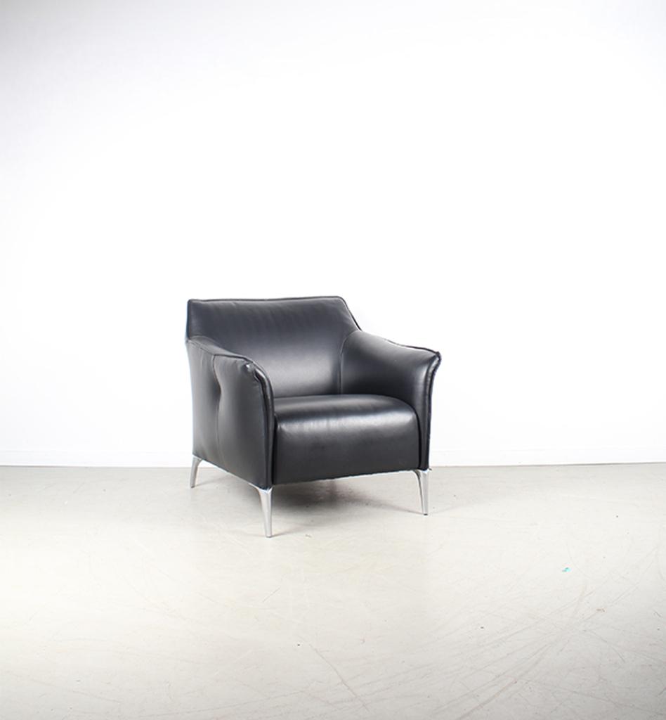 2x Leolux Mayon Fauteuil Zwart Leer – Staal, Huis en Inrichting, Fauteuils, Niet ingevuld, Niet ingevuld, Ophalen of Verzenden