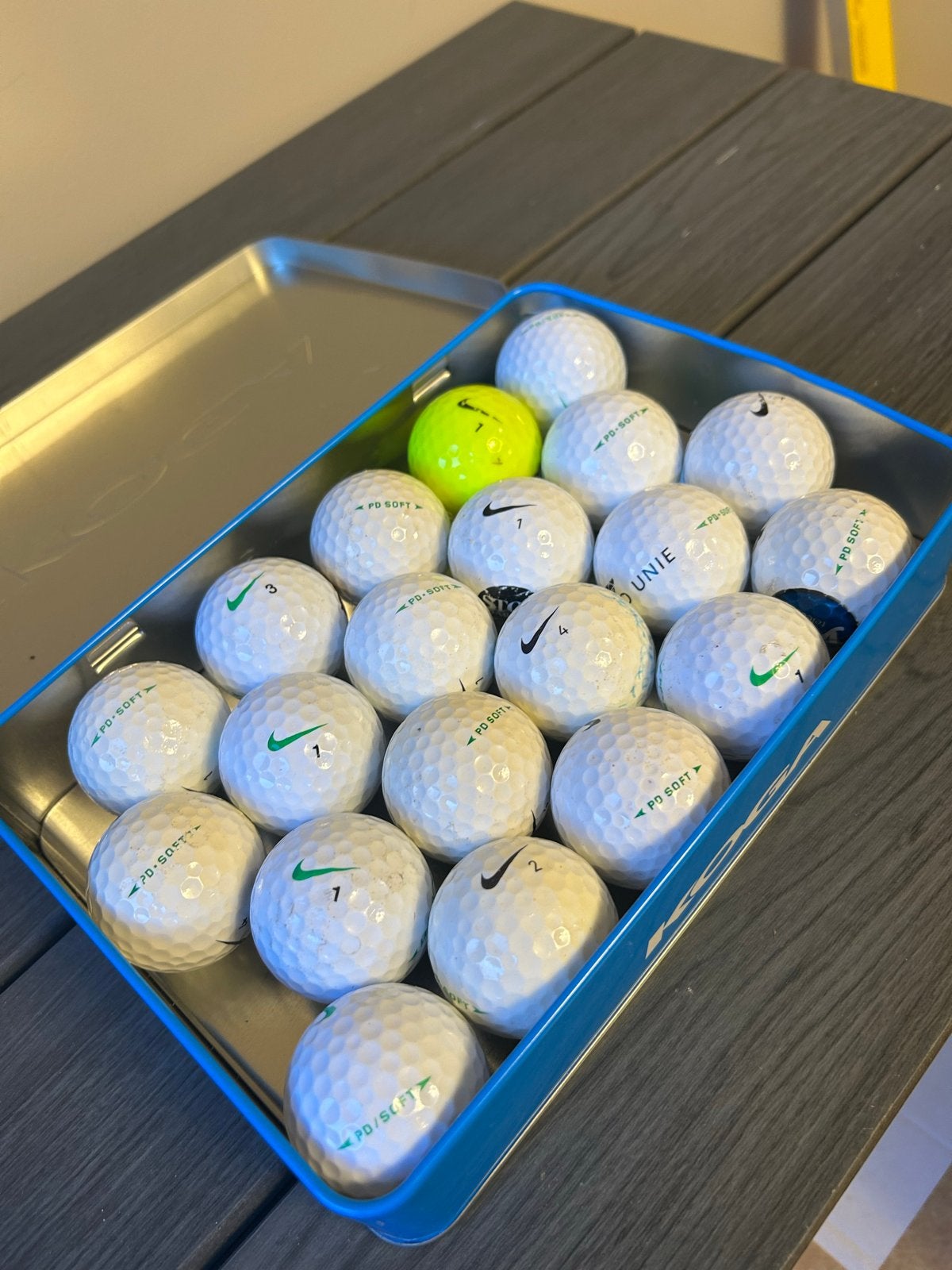 20x Nike PD Soft Golfballen | Goede Staat | Inclusief Bewaar, Sport en Fitness, Golf, Ophalen of Verzenden, Gebruikt, Bal(len)