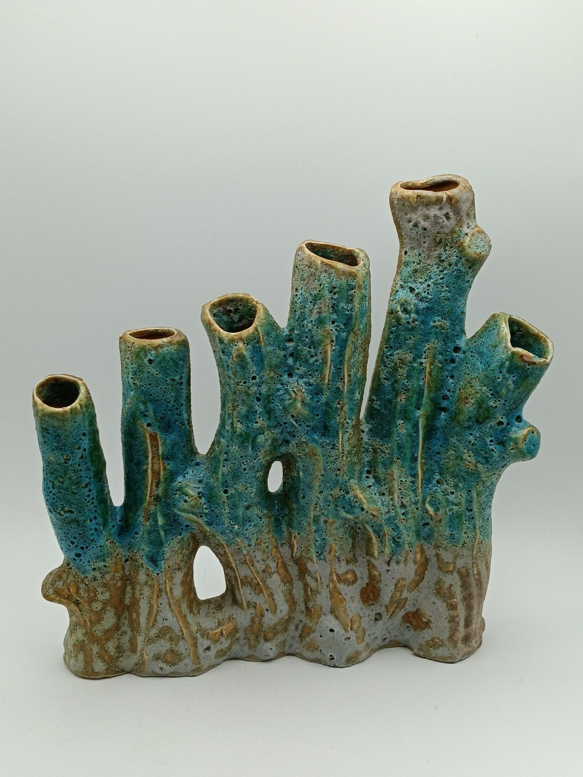 Prachtige Daan Kromhout Vaas "Koraal" 28cmh, Ophalen of Verzenden, Zo goed als nieuw, Handgemaakt, Blauw