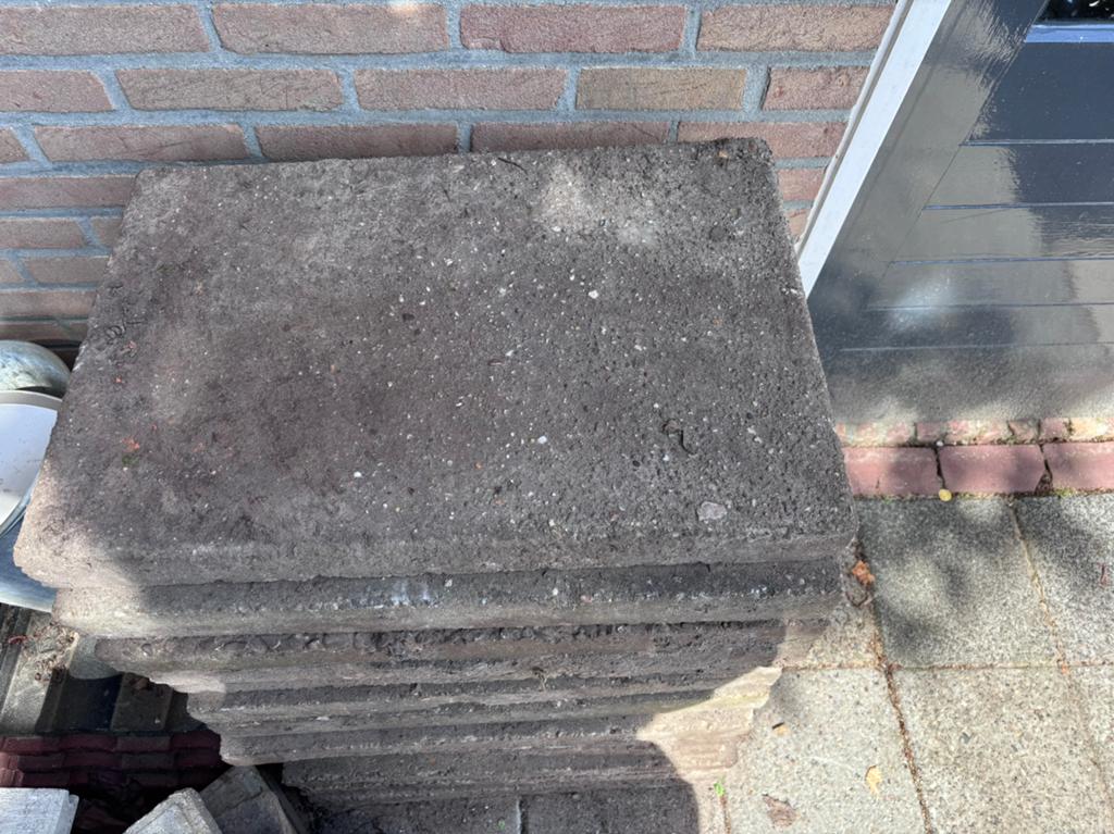 GRATIS beton tegels 8 stuks 40x60, Tuin en Terras, Ophalen, Zo goed als nieuw, Beton, Terrastegels